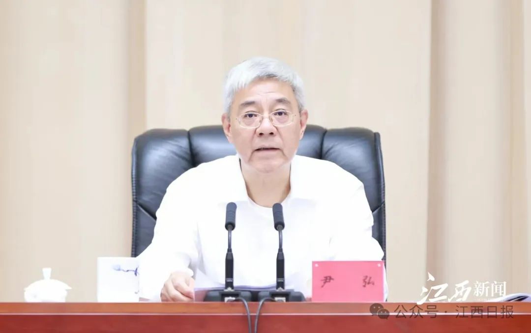 4d5a9cf869696c5a814ba57f83810c91.jpg 4d5a9cf869696c5a814ba57f83810c91.jpg